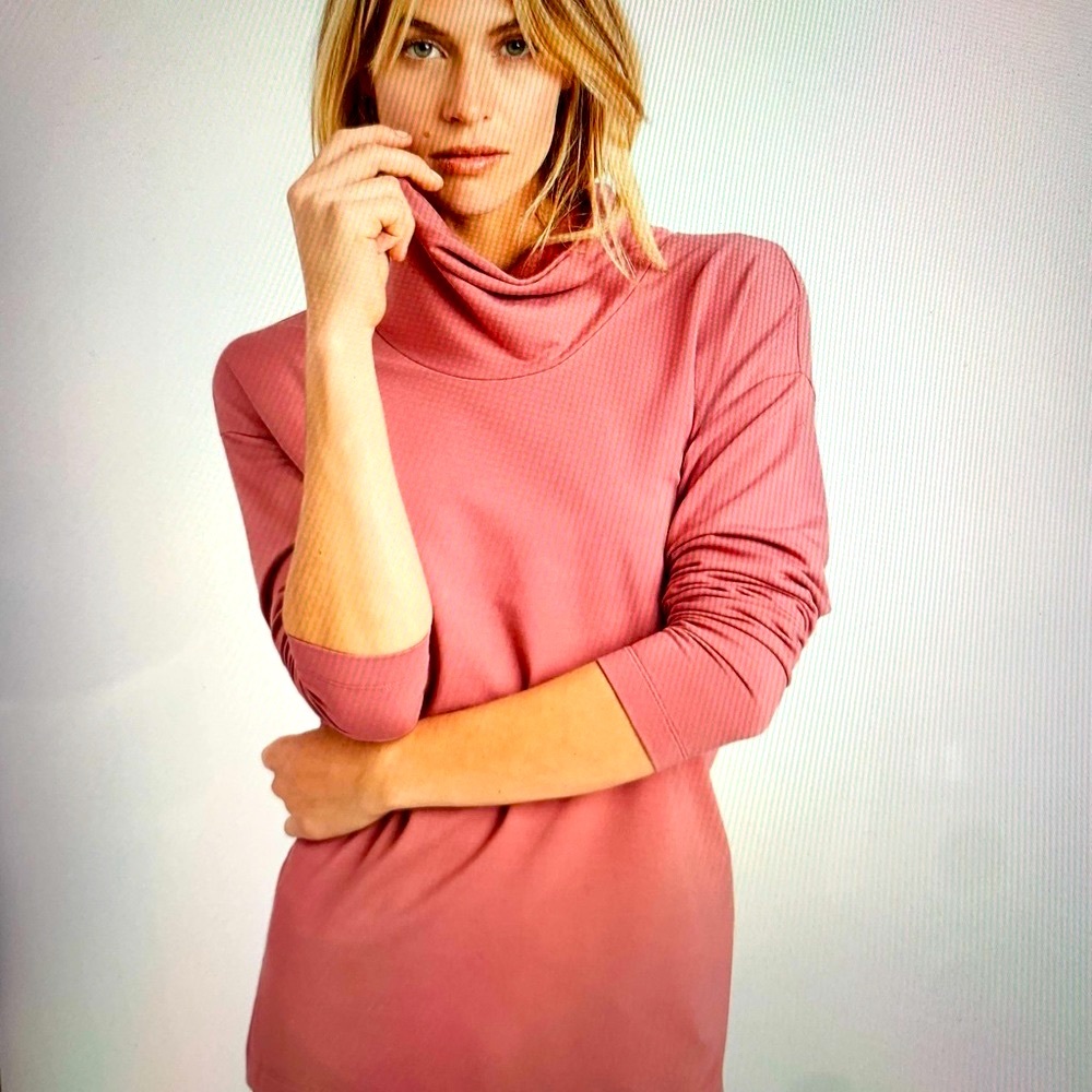 Banana Republic cowl-neck sweatshirt French terry fabric. Dusty coral pink